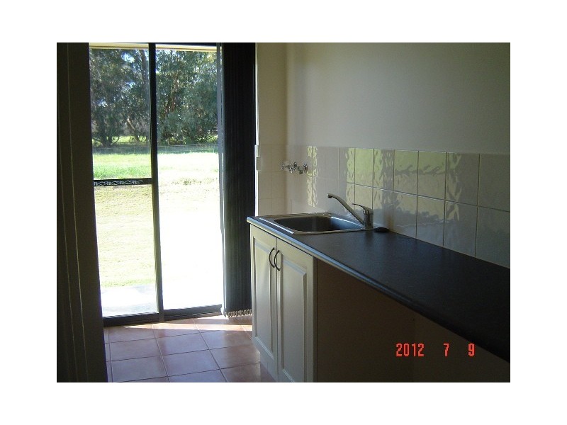 3 Sloper Vale, Dongara WA 6525