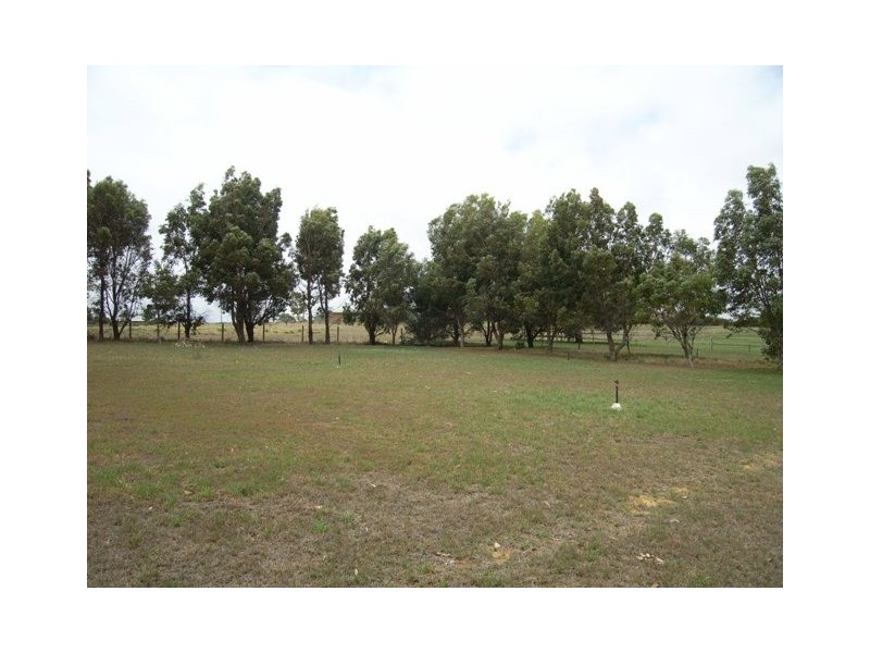 18 Sloper Vale, Dongara WA 6525