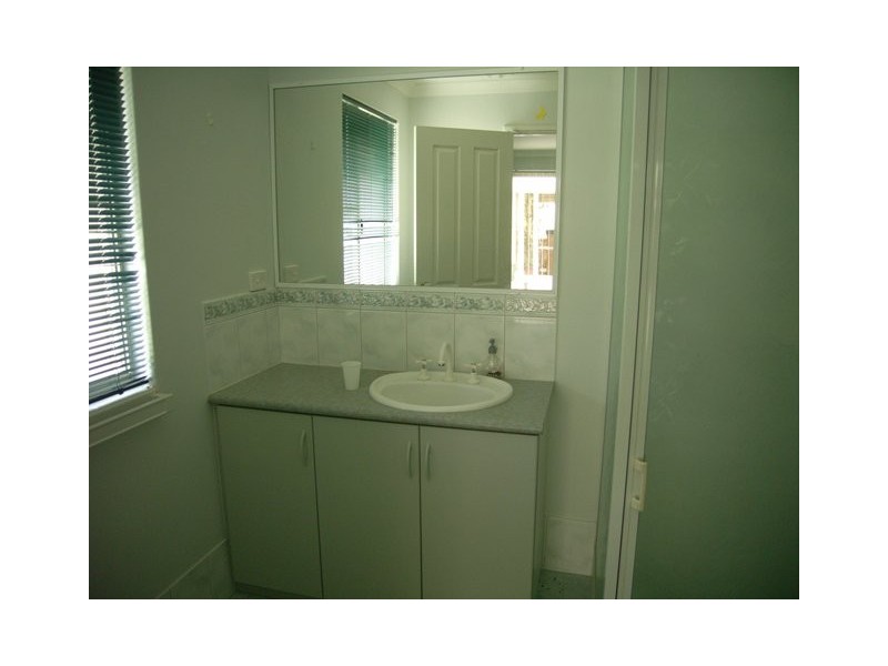 18 Sloper Vale, Dongara WA 6525