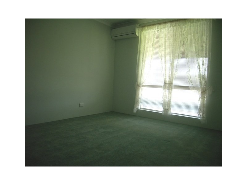 18 Sloper Vale, Dongara WA 6525