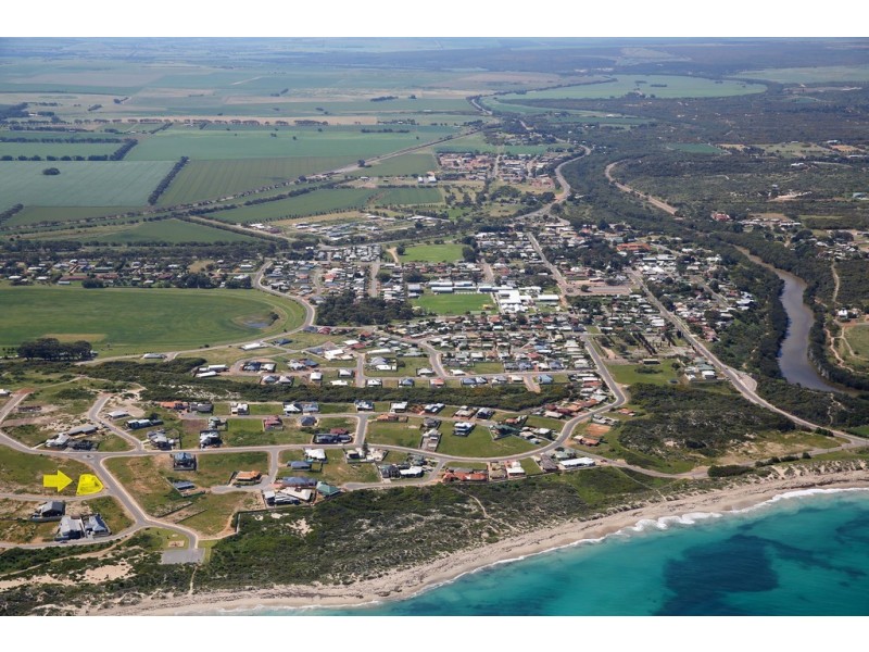 2 Grey Close, Dongara WA 6525