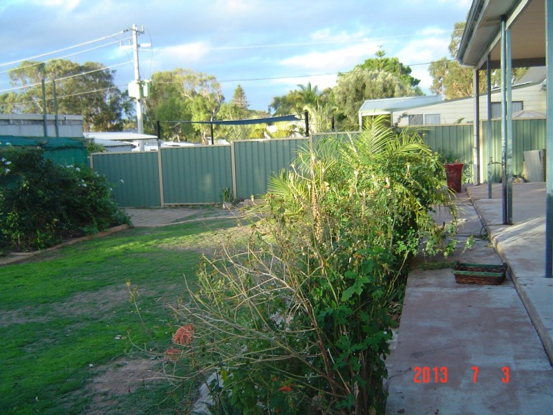 18 Armstrong Street, Dongara WA 6525