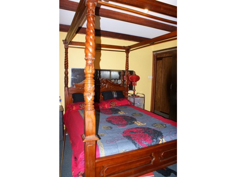 18 Armstrong Street, Dongara WA 6525