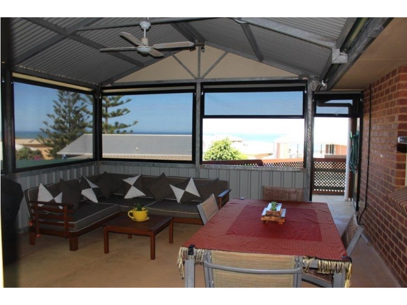 22 Turton Heights, Dongara WA 6525