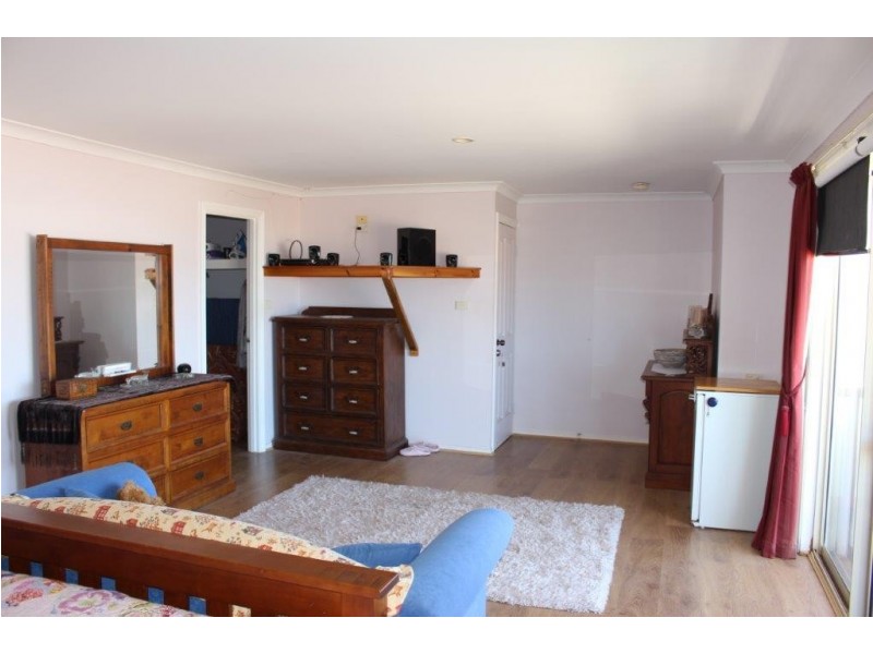 22 Turton Heights, Dongara WA 6525