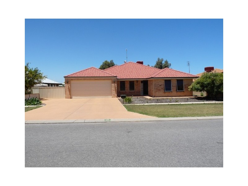15 Mitchell Heights, Dongara WA 6525