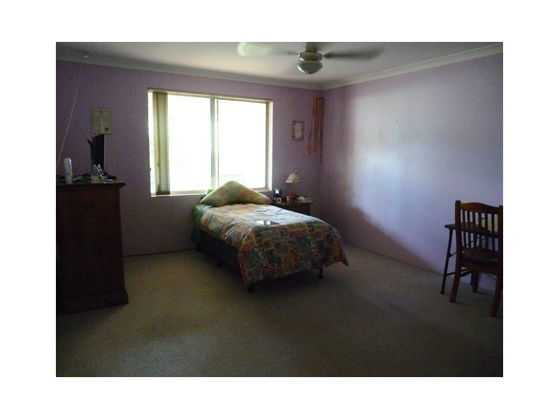 15 Mitchell Heights, Dongara WA 6525
