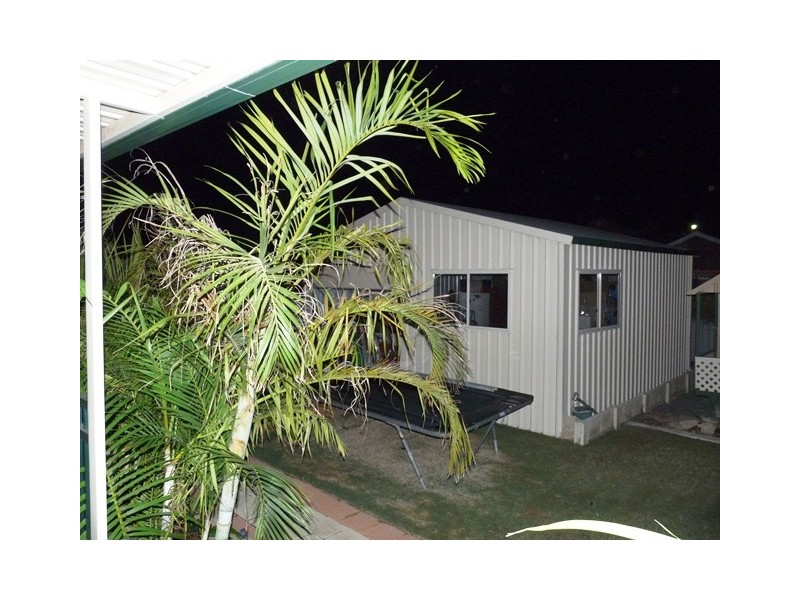 15 Mitchell Heights, Dongara WA 6525