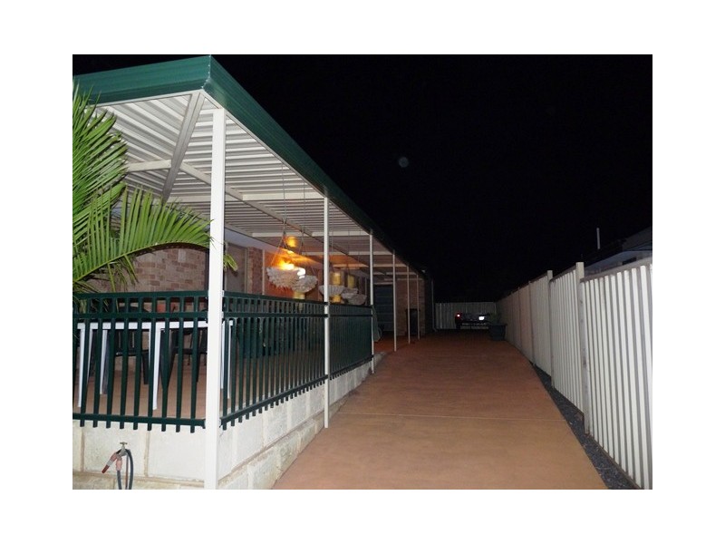 15 Mitchell Heights, Dongara WA 6525