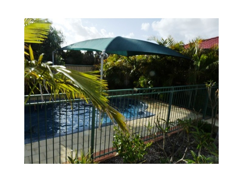 15 Mitchell Heights, Dongara WA 6525