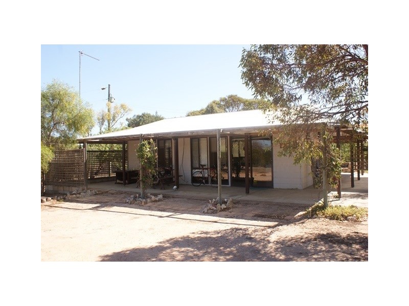 180 Acacia Road, Yardarino WA 6525