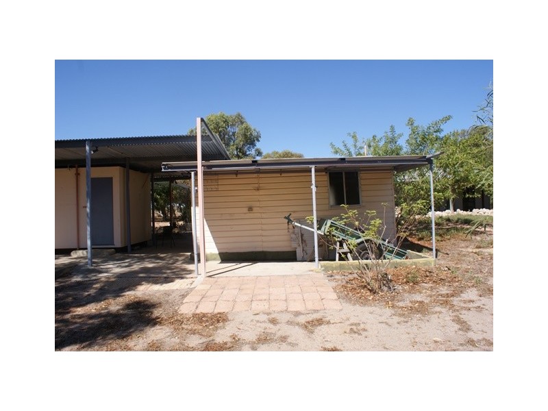 180 Acacia Road, Yardarino WA 6525