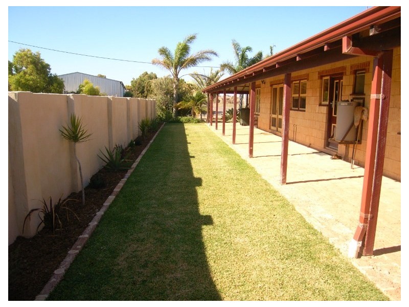 50-54 Vincent Street, Dongara WA 6525