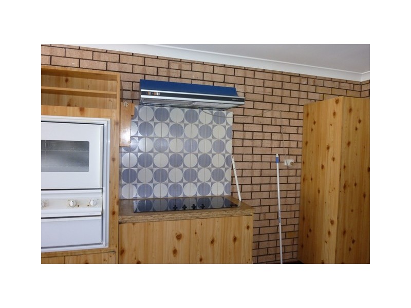 12 Dodd Street, Dongara WA 6525