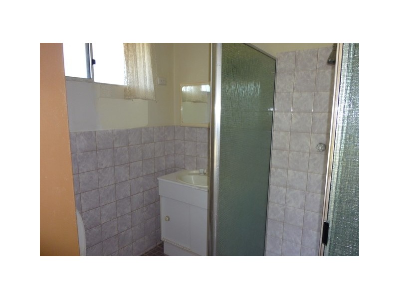 12 Dodd Street, Dongara WA 6525