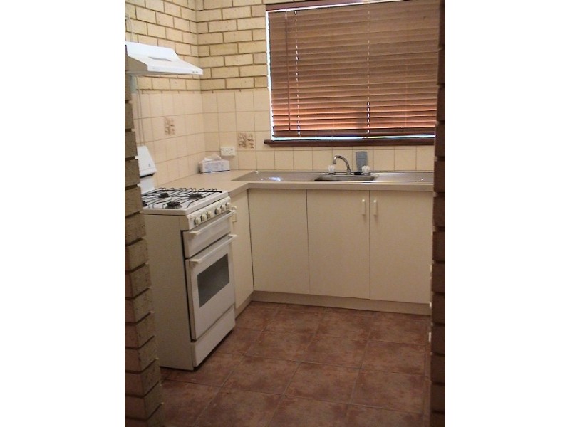 22 Peterwangey Place, Port Denison WA 6525