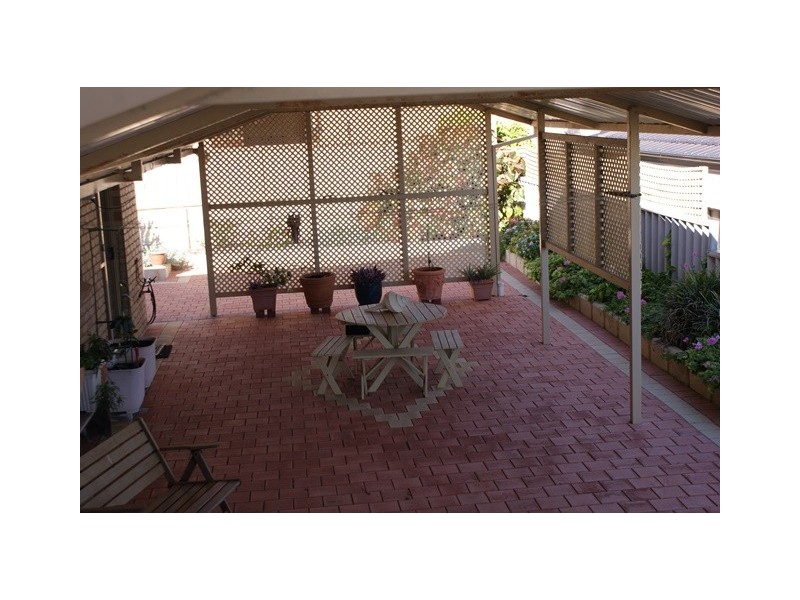 42 HAMPTON STREET, Port Denison WA 6525