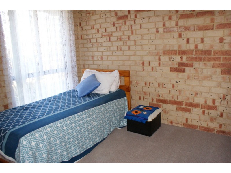 10 Canny Place, Port Denison WA 6525