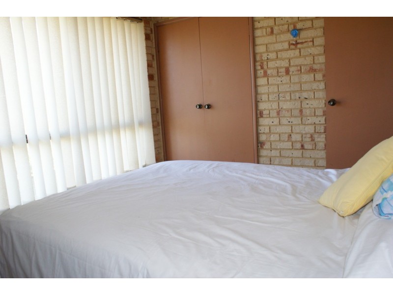 10 Canny Place, Port Denison WA 6525