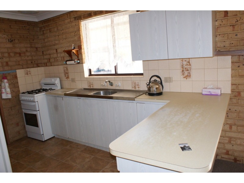 10 Canny Place, Port Denison WA 6525