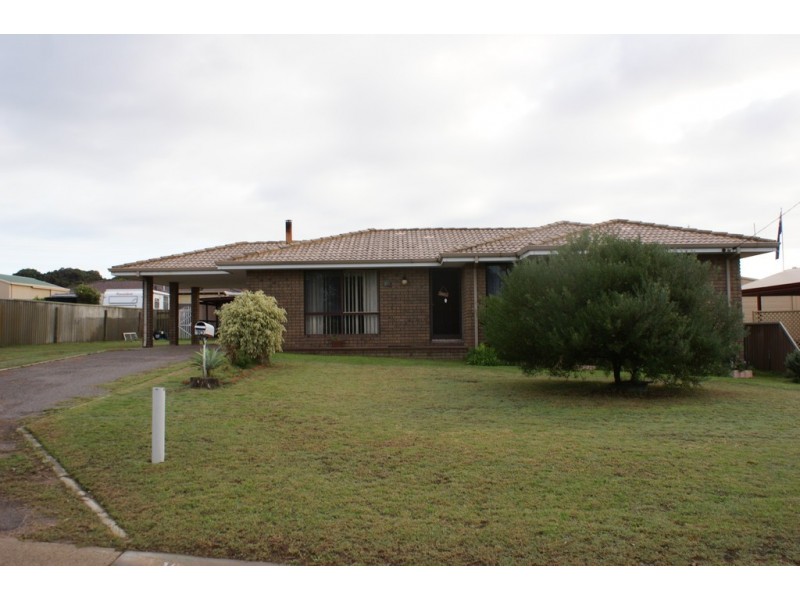 10 Canny Place, Port Denison WA 6525