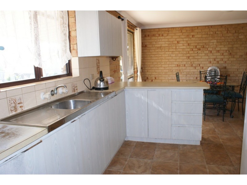 10 Canny Place, Port Denison WA 6525