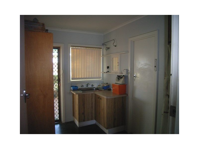 6 Downes way, Port Denison WA 6525