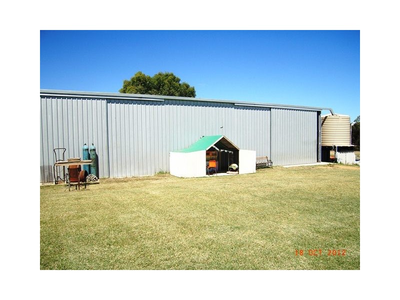 4 Fripp Street, Irwin WA 6525