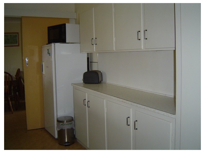 4 Russ St, Port Denison WA 6525