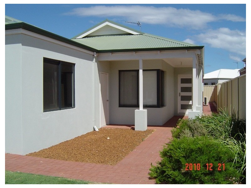 28 Damia Circle, Port Denison WA 6525