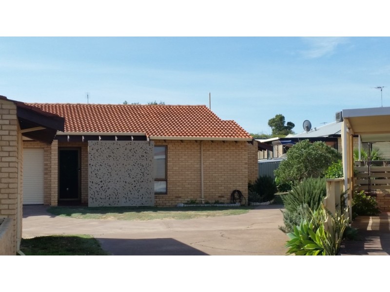 7/213 Point Leander Drive, Port Denison WA 6525