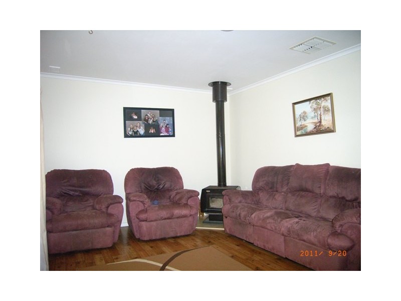 31 Slaughter Street, Three Springs WA 6519