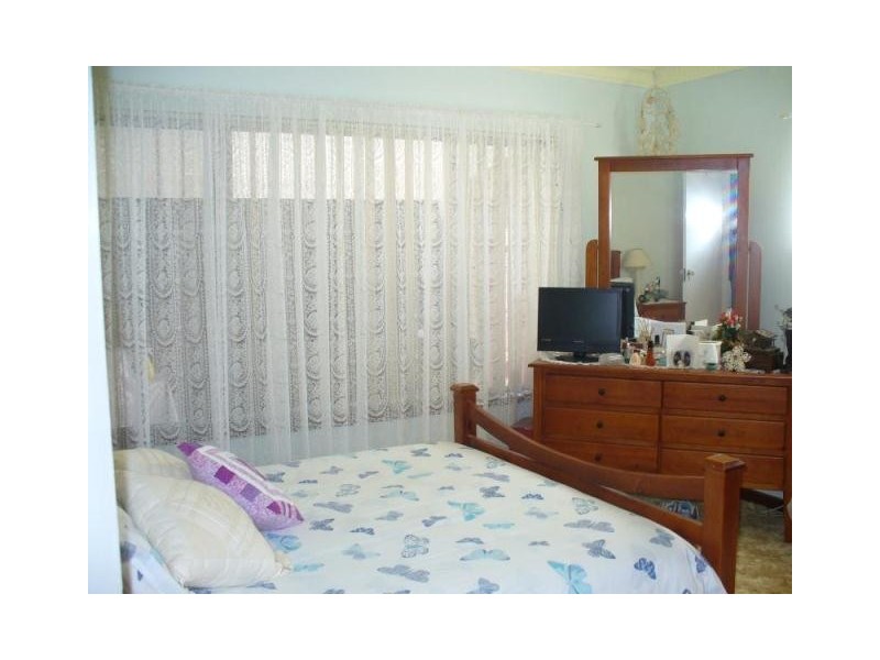 6 Healy St, Port Denison WA 6525