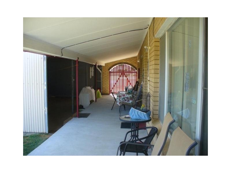 6 Healy St, Port Denison WA 6525