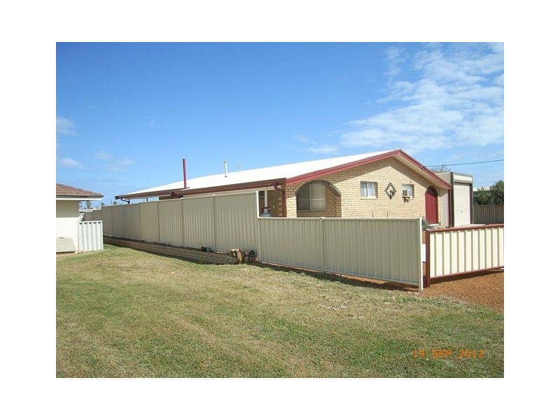 6 Healy St, Port Denison WA 6525