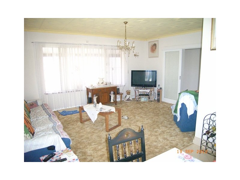 6 Healy St, Port Denison WA 6525