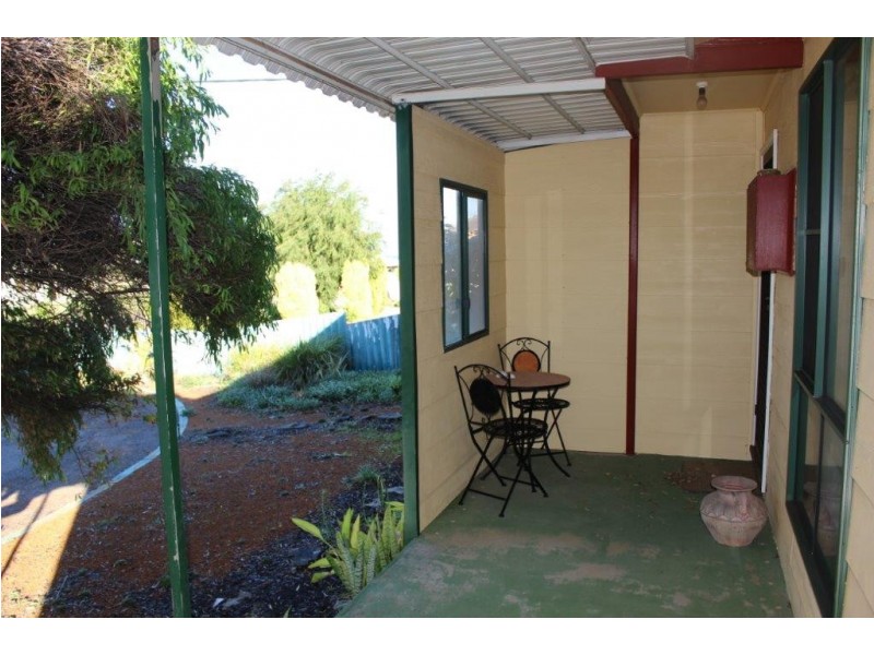 32 Ocean Drive, Port Denison WA 6525