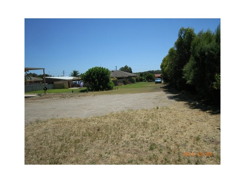 22 Tulloch Drive, Dongara WA 6525