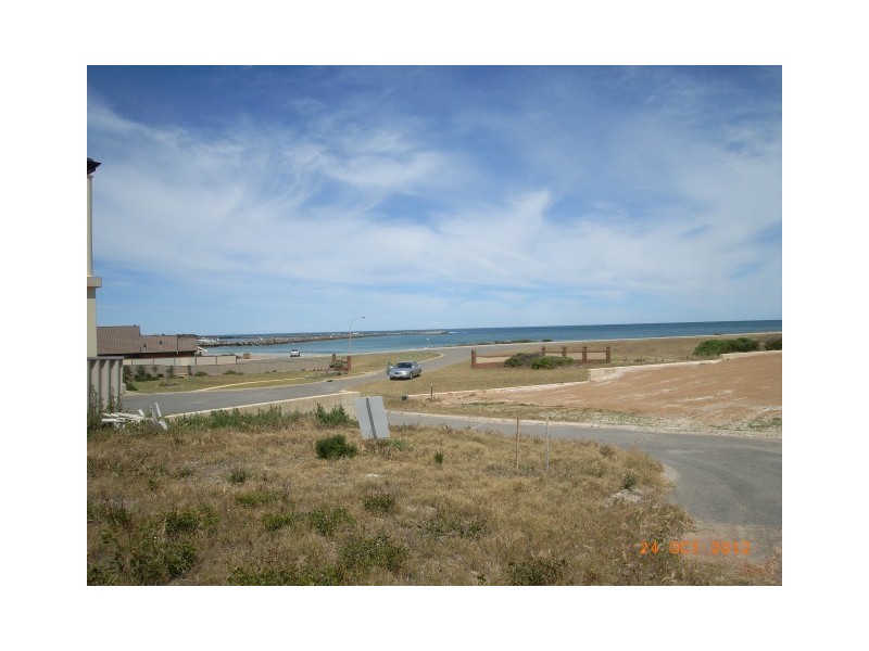 9 Marina Heights, Port Denison WA 6525