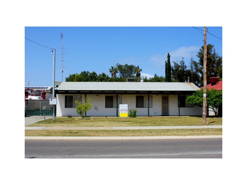 23 Church St, Dongara WA 6525