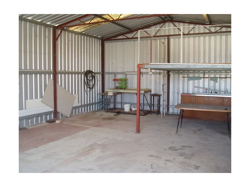 23 Church St, Dongara WA 6525