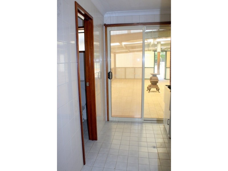 23 Church St, Dongara WA 6525