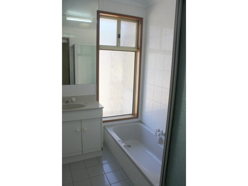 23 Church St, Dongara WA 6525