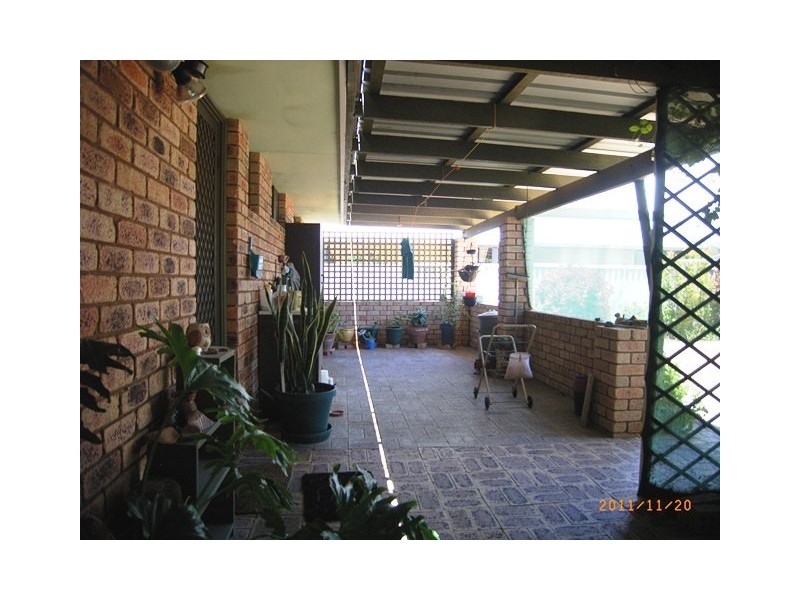 21 Waldeck St, Dongara WA 6525