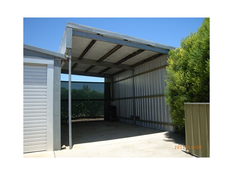 21 Waldeck St, Dongara WA 6525