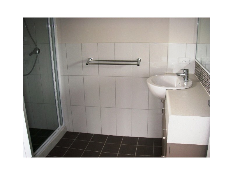 16 Cardwell Gardens, Dongara WA 6525