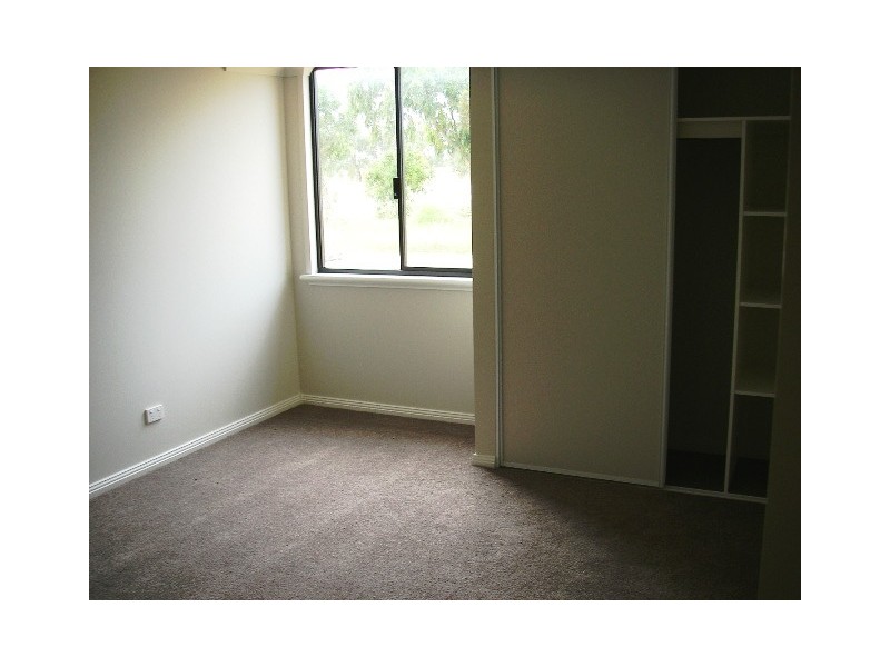 16 Cardwell Gardens, Dongara WA 6525