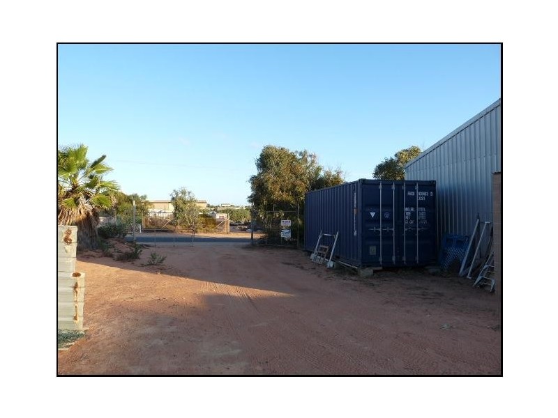 6 Vlamingh Cres, Denham WA 6537
