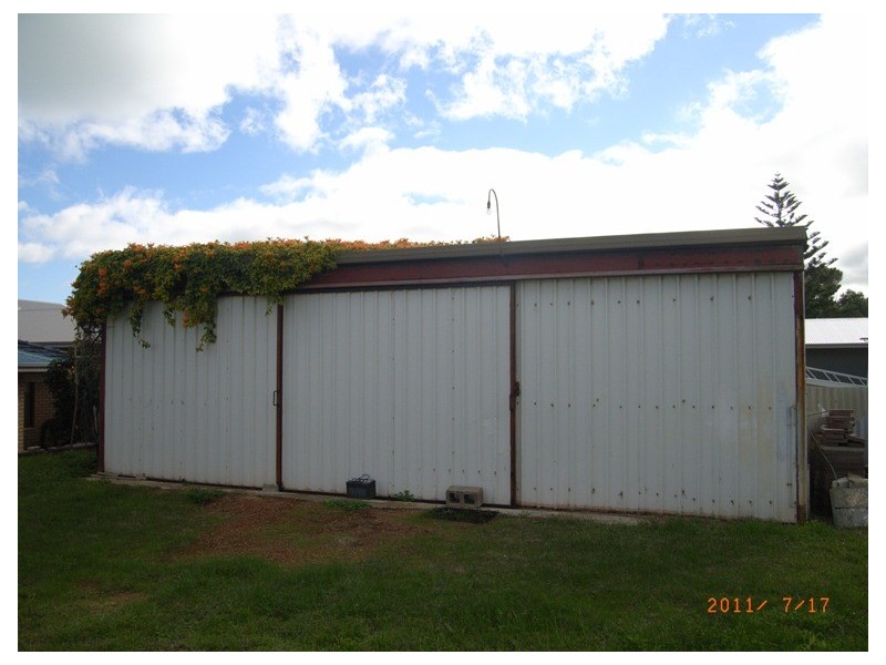 31 Hampton St, Port Denison WA 6525