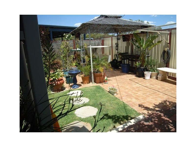 23/50 Waldeck St, Dongara WA 6525